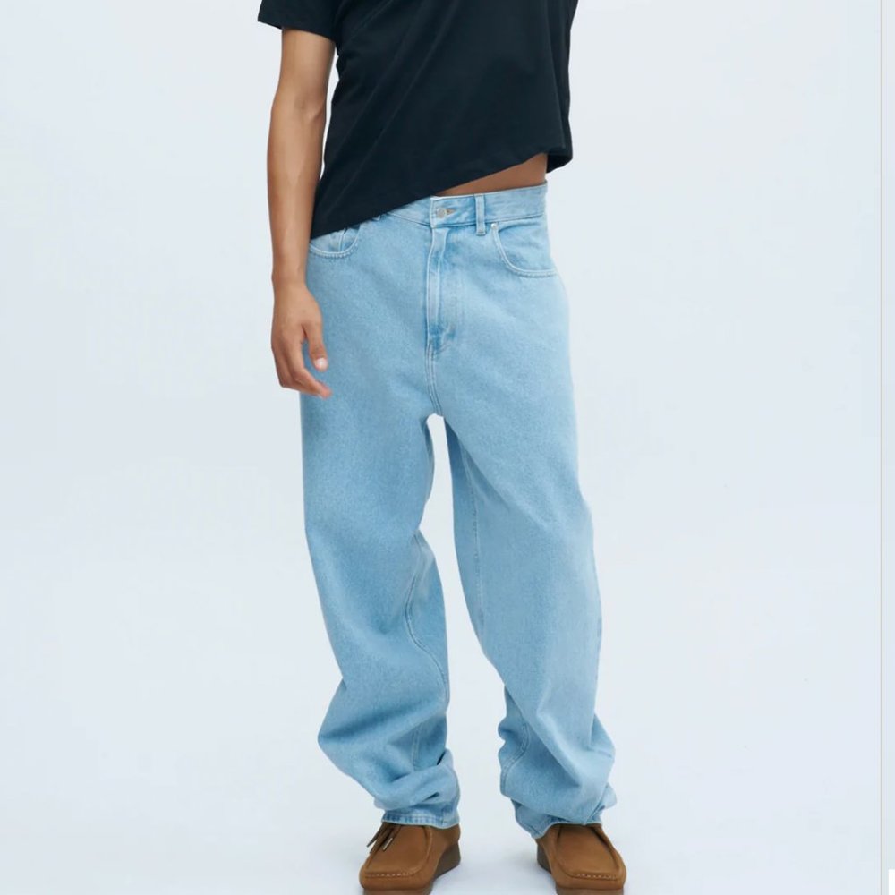 New Mens KOTN Anti-Fit Denim Jeans Light Wash Size 34 Oversized